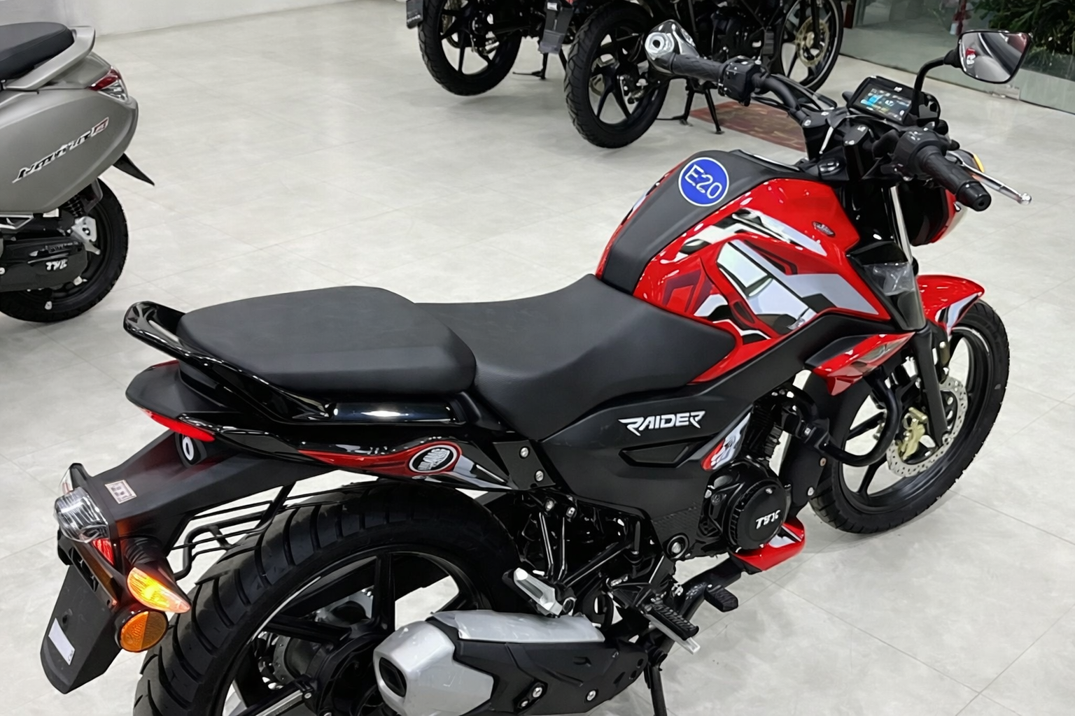 TVS Raider 125